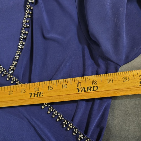 Carmen Marc Valvo Women's Surplice Neck Blouse Top Royal Size L - Picture 6 of 7